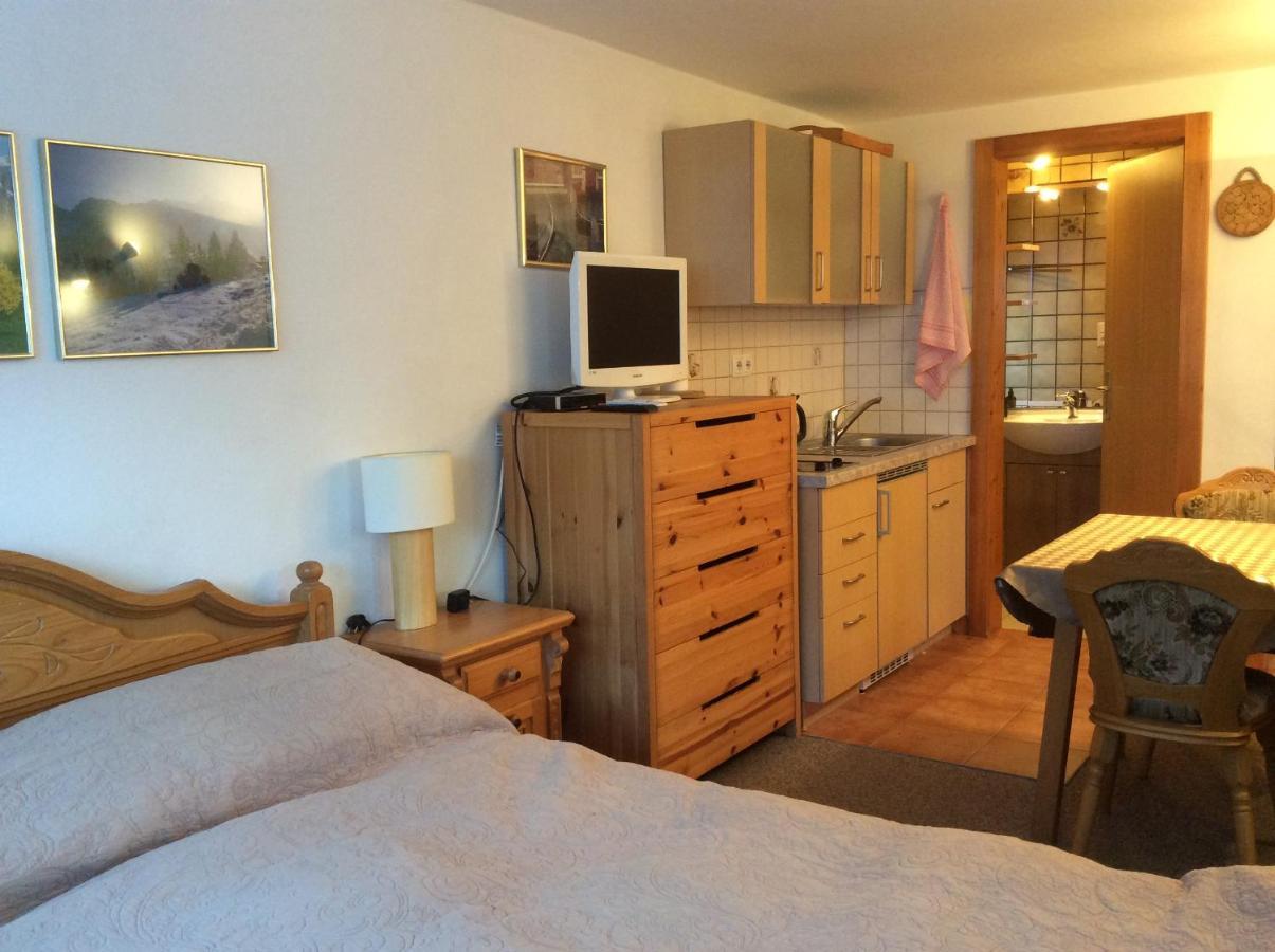 Double Room With A Kitchenette And Private Bathroom In A Beautiful Surrounding 소우텐즈 외부 사진